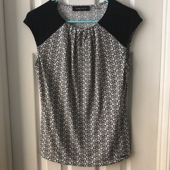 IVANKA TRUMP TOP BLACK TAN PRINT SZ SMALL - Picture 1 of 5